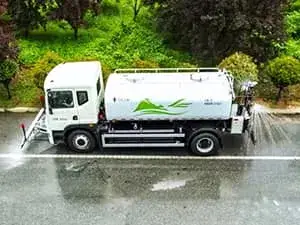 Camion de lavage de voirie électrique